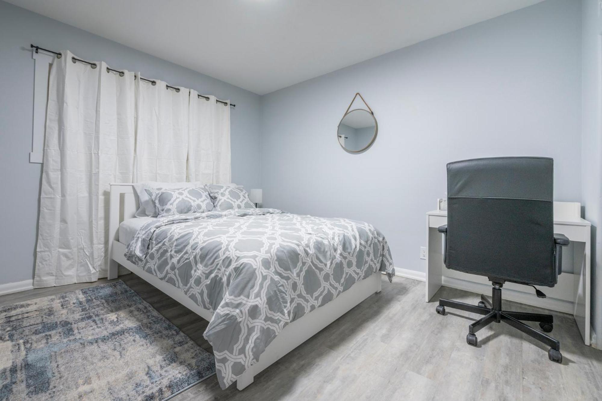 Centre Street Upper 2Bedsuite 4408 YYC المظهر الخارجي الصورة